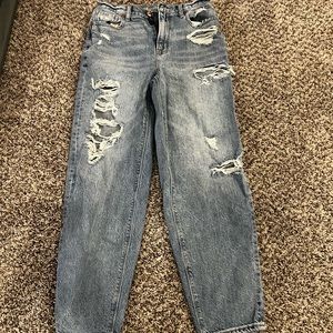 American Eagle mom jeans